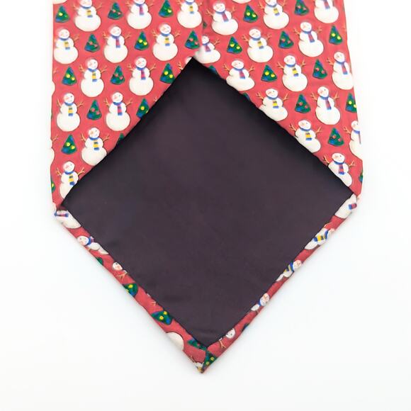 Vintage FN Mens Tie Silk Snowman Christmas Tree Novelty Print Red Made in USA - Picture 5 of 8